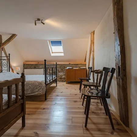 Villa Les Trois Voisins à Bourseigne-Vieille Extérieur photo